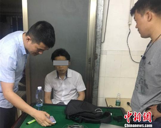 徐州侦破大学生参与售卖公民信息案 刑拘23人