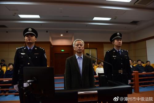 广东省委原常委李嘉受贿案一审开庭 涉案金额2058万 广东省委原常委李嘉受贿案一审开庭涉案金额2058万