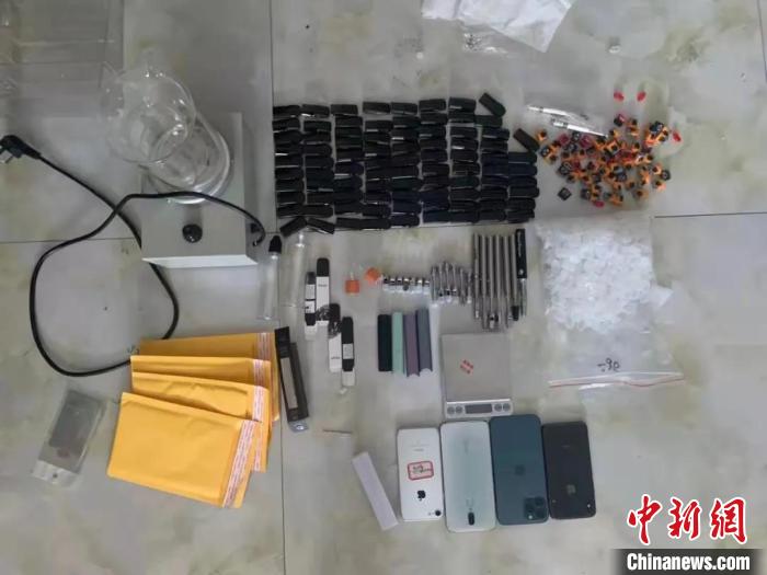 图为警方查获的涉案物品 海拉尔区公安分局供图