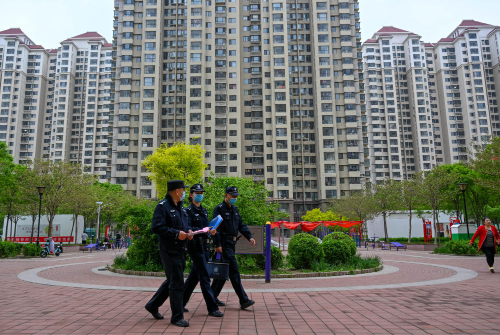 擎旗奋进新时代 守护平安新征程――写在第三个中国人民警察节到来之际