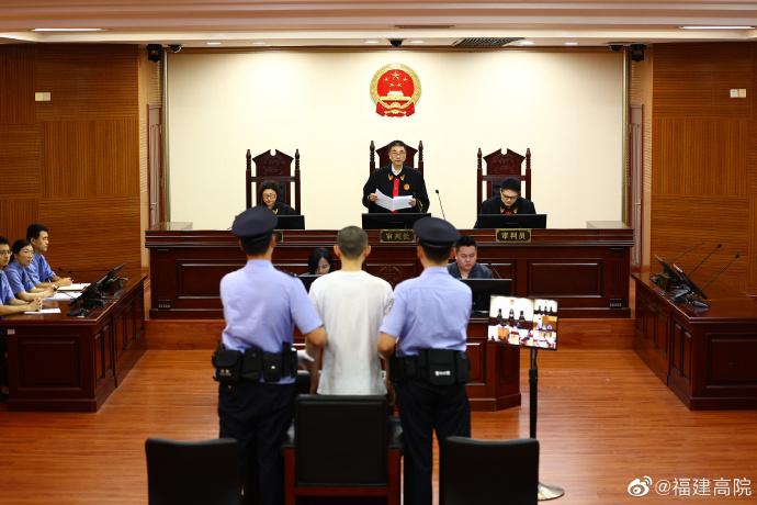 吴谢宇案二审公开宣判：驳回上诉 维持原判
