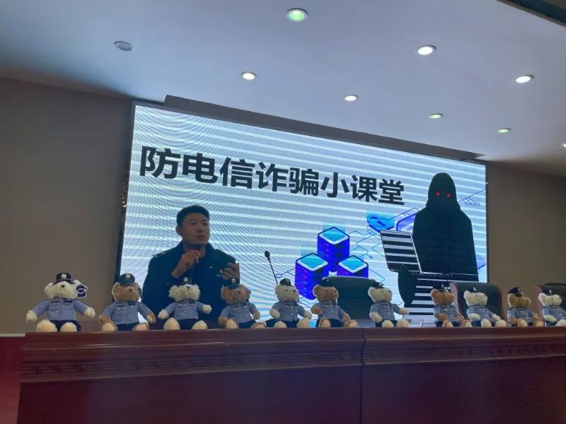 “百日攻坚”守护平安|普法宣讲进校园 安全守护伴成长