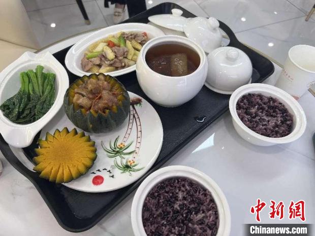 广州月子中心套餐均价逾4.5万元