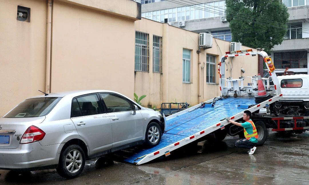 能动司法,尽“执”履责!收官战,390万网友围观福安法院执行现场 能动司法,尽“执”履责!收官战,390万网友围观福安法院执行现场