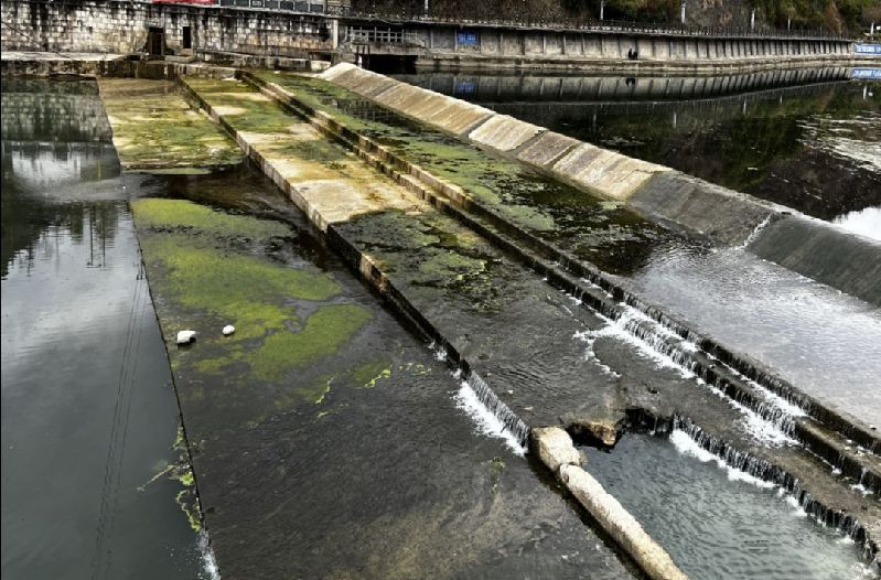 拦河建坝、私设排污口 贵州铜仁生态破坏问题突出