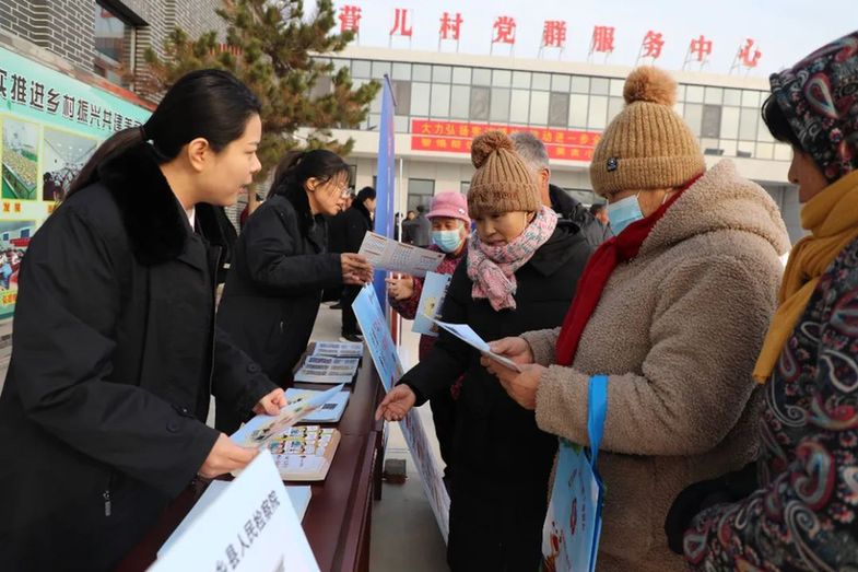 与法同行，“宪”在行动——河北柏乡县检察院开展国家宪法日主题宣传活动