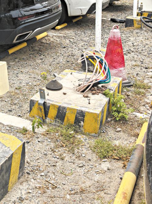 部分“僵尸”充电桩长期废弃或闲置 该由谁清理？
