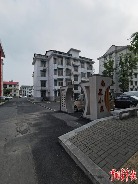 调查：三十八个机关院墙被拆 湖南汉寿的拆与建