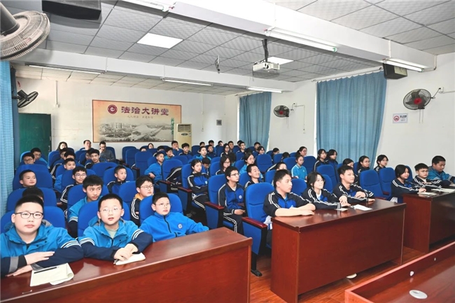 迎世运·四川省成都市新津区2025年度青少年“学法筑基”系列活动拉开帷幕