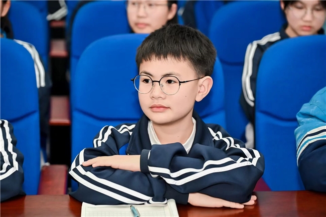 迎世运·四川省成都市新津区2025年度青少年“学法筑基”系列活动拉开帷幕