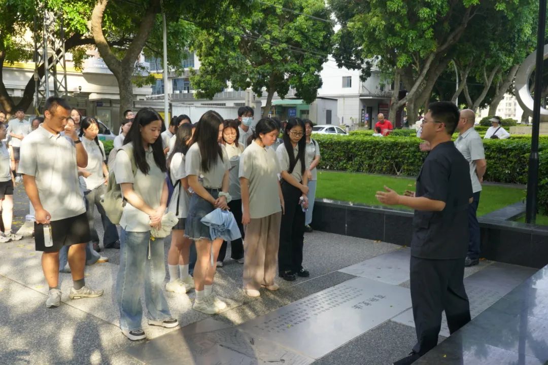 从教科书到法庭 双向赋能共育法治英才
