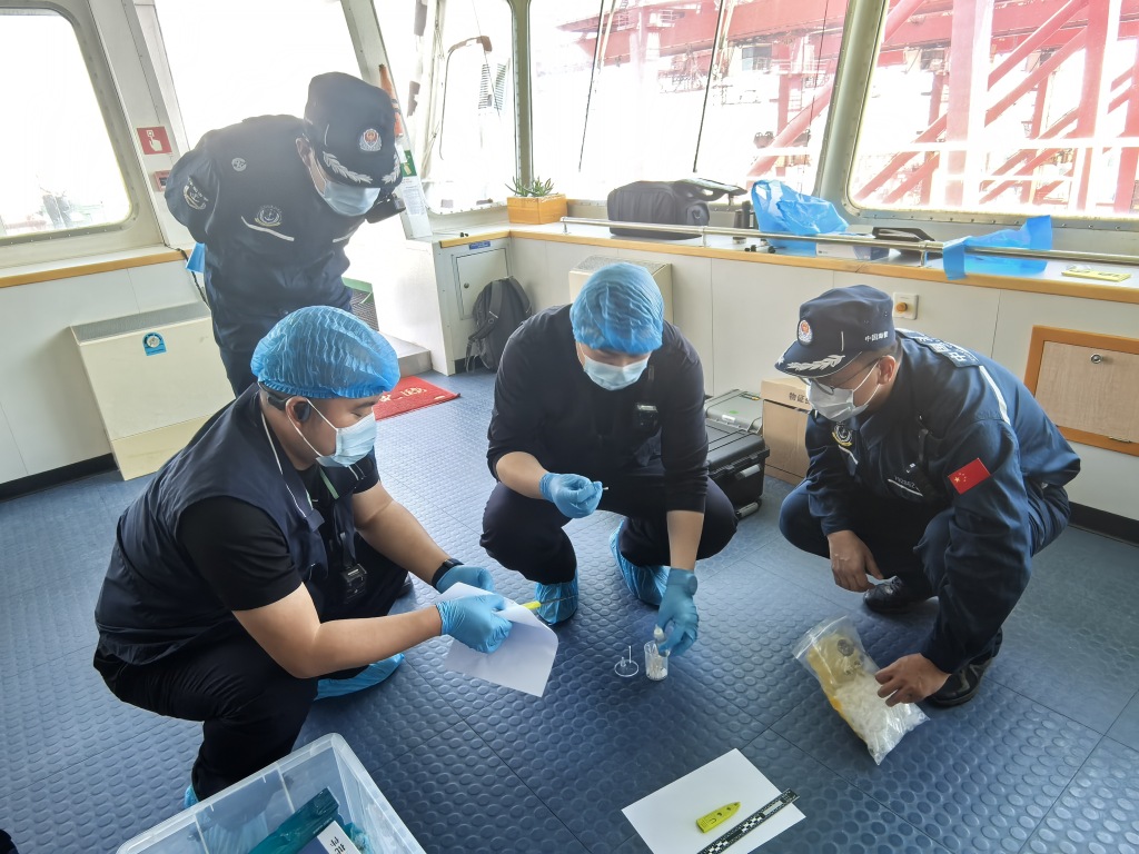 男子因琐事冲突被刺死，上海海警局破获一起公海故意杀人案