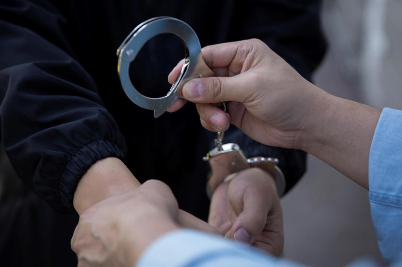 涉毒陷阱需警惕！“上头电子烟”是毒不是烟 “聪明药”反被聪明误
