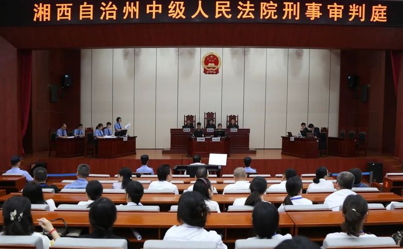 履职尽责显担当！湖南湘西州检察长带头办理重大疑难复杂案件