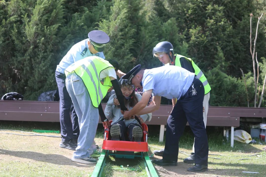 “马背警务”：海拔3150米的守护