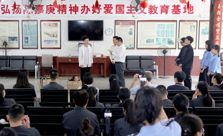 重温抗战历史 汲取奋进力量