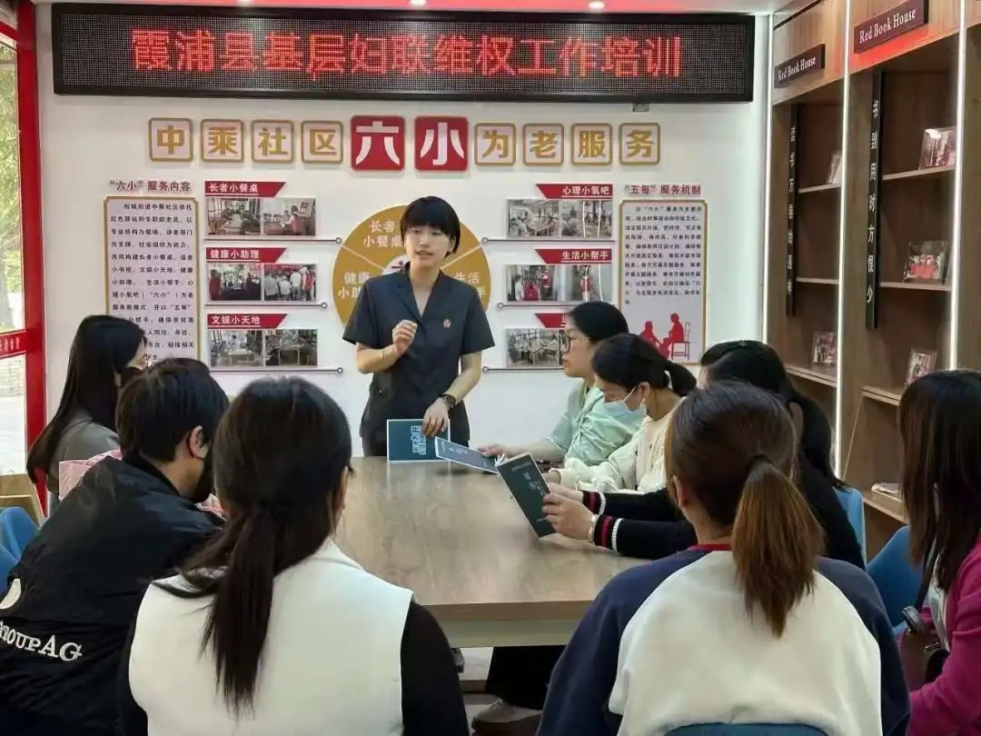 一声“庭长！” 总能唤来一个纤瘦有力的身影