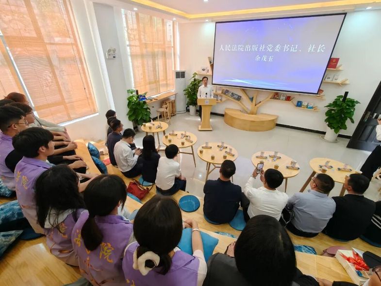 全国法院系统首家法治乡愁书屋落地大理古城法庭