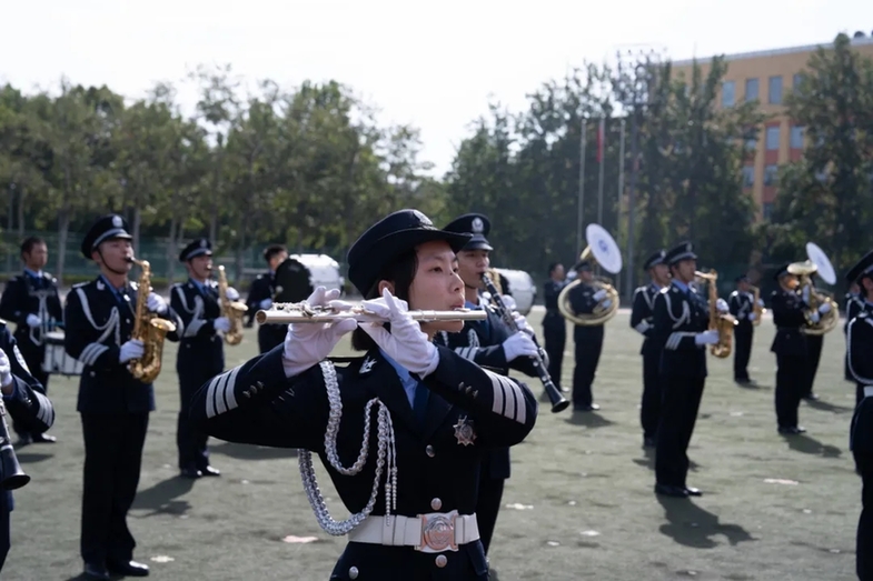 中国人民公安大学举行2025年新生警务化管理教育与训练汇报演练
