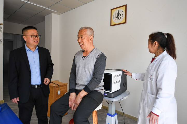 新华视点丨居家适老化改造，如何改到老年人心坎儿上？