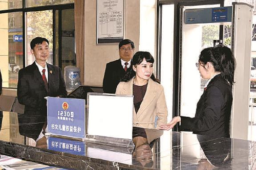 沙宝琴:精心育桃李 默默待花开 沙宝琴:精心育桃李 默默待花开