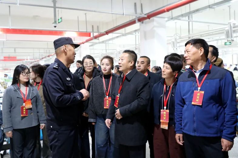 甘肃：邀请人大代表、政协委员探寻刑事执行检察 守护司法公正“最后一公里”