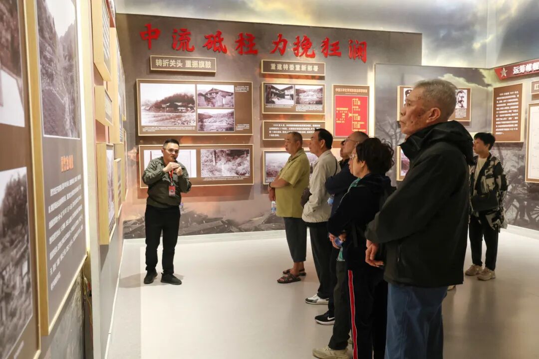 宁德中院开展“银龄心向党 情暖重阳节”主题活动 宁德中院开展“银龄心向党 情暖重阳节”主题活动