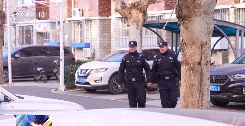 法治在线丨扫张小卡片56万没了！警惕这些“同城交友”陷阱