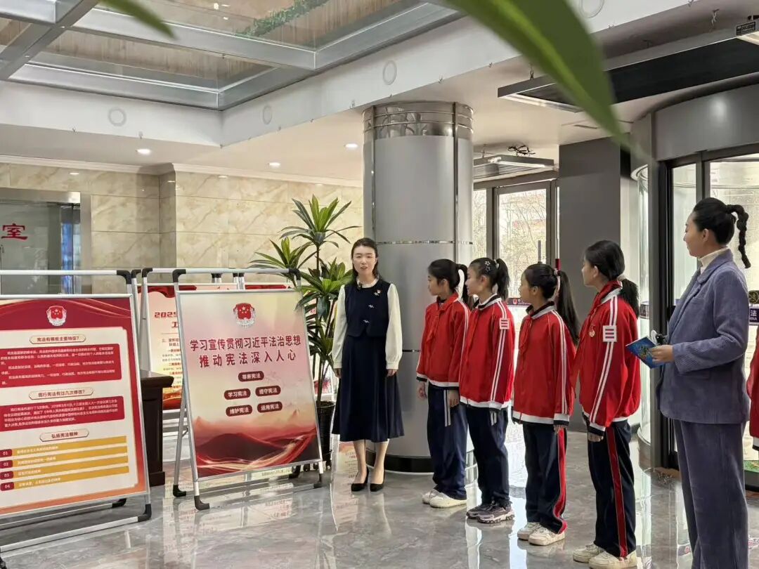 “宪”入人心！内蒙古自治区司法厅开展“12·4”国家宪法日系列普法宣传活动