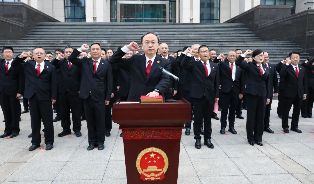 宁德中院举行宪法宣誓暨代表委员开放日活动