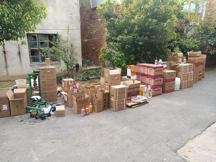 甘肃通渭警方成功打掉制售假酒犯罪团伙 涉案上千万