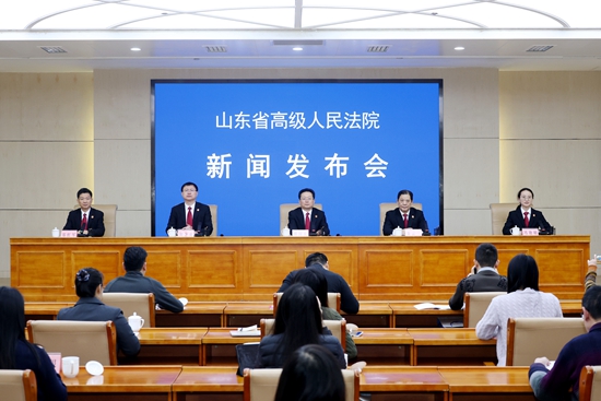 2025年山东全省法院结案272.8万件