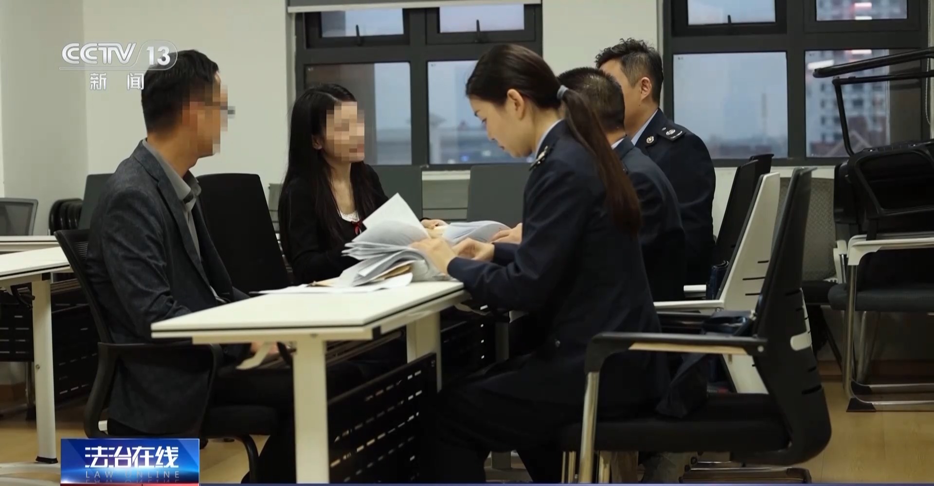 税务突检 揭秘税法“守门人”何以成偷税“操盘手”