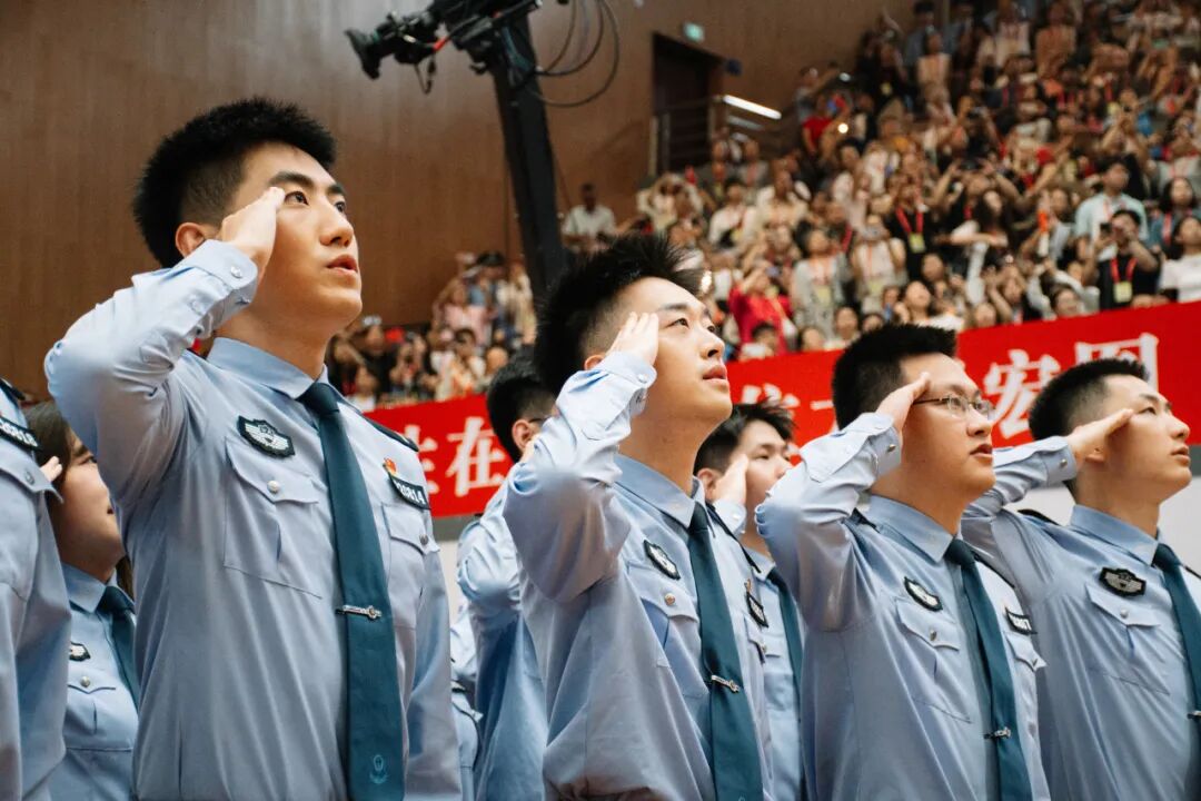 中国人民公安大学隆重举行2026届学生毕业典礼暨学位授予仪式