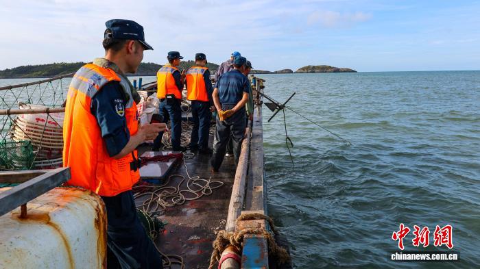 浙江海警查获2起非法捕捞水产品案 渔获物近6000斤