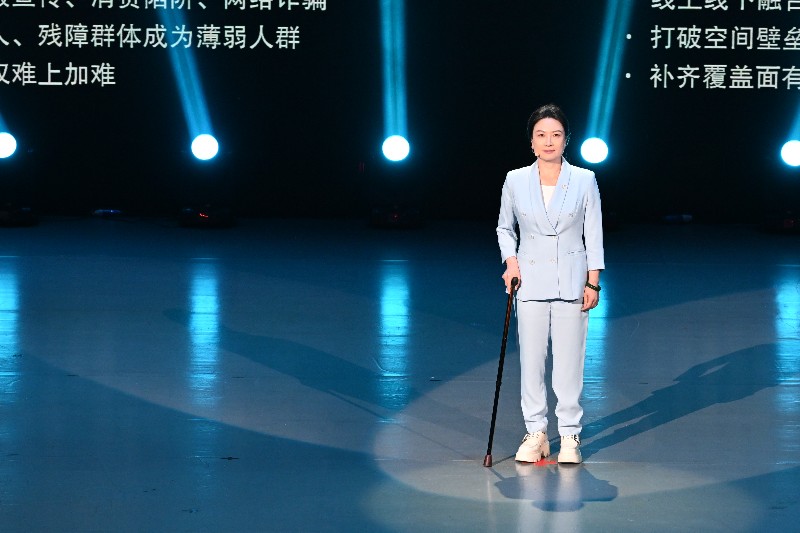 【E法同行 兴辽治宁】读懂新时代网络法治的“刚”与“柔”