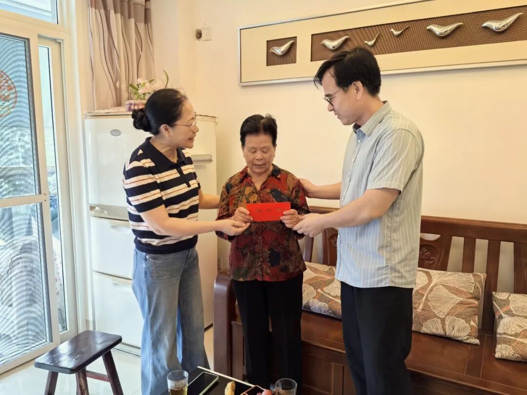 宁德中院开展重阳节系列主题活动