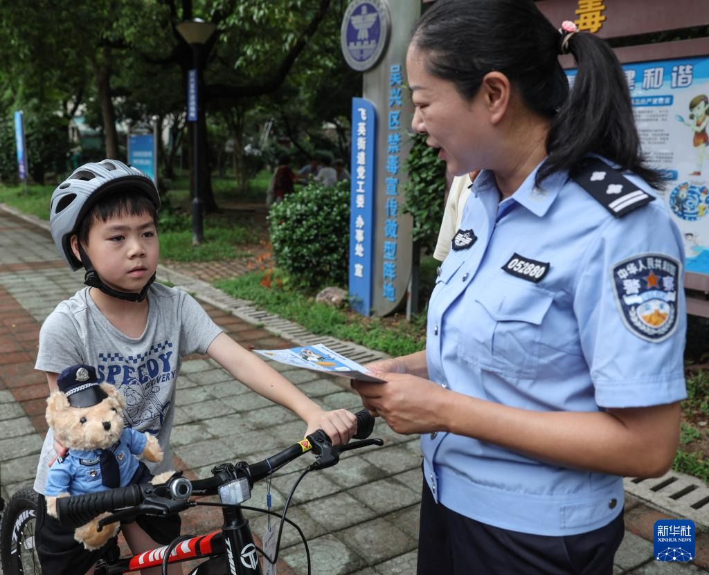 “有礼市集”倡导文明风尚