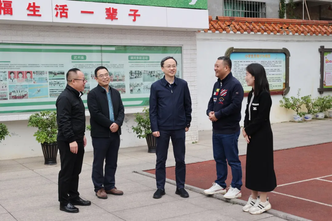 宁德中院领导走访部分省人大代表