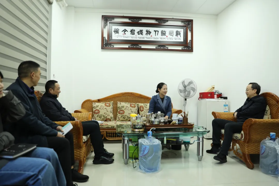 宁德中院领导走访部分省人大代表