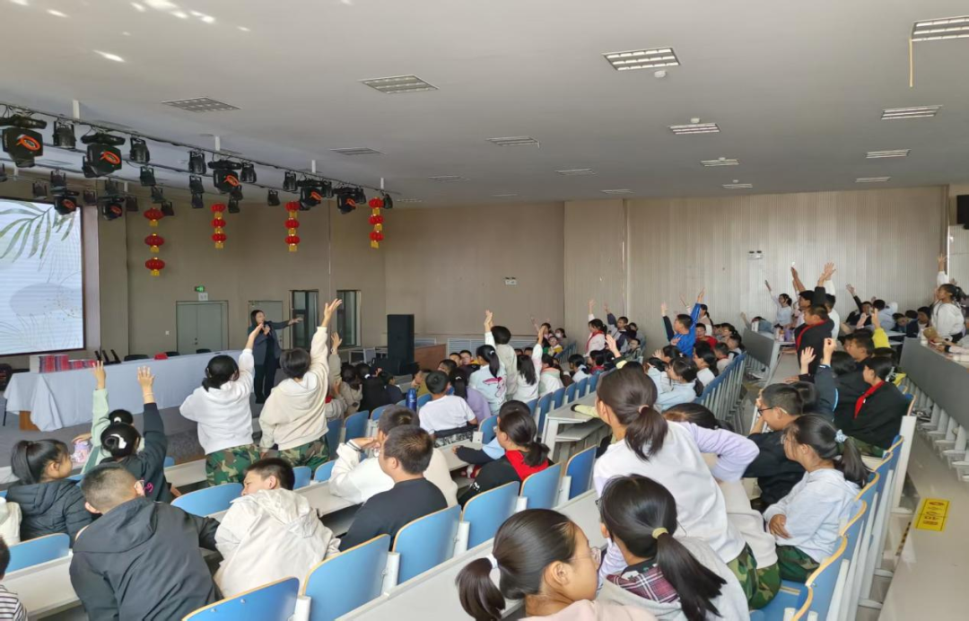内蒙古：“法治阳光播种计划”落地察右前旗 面向青少年开展分层普法