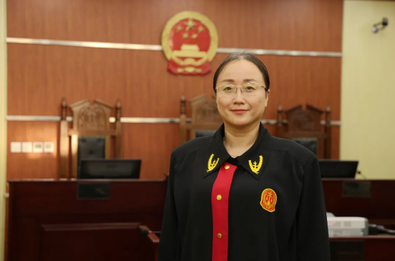 傅雁：群众心中的“暖心法官”