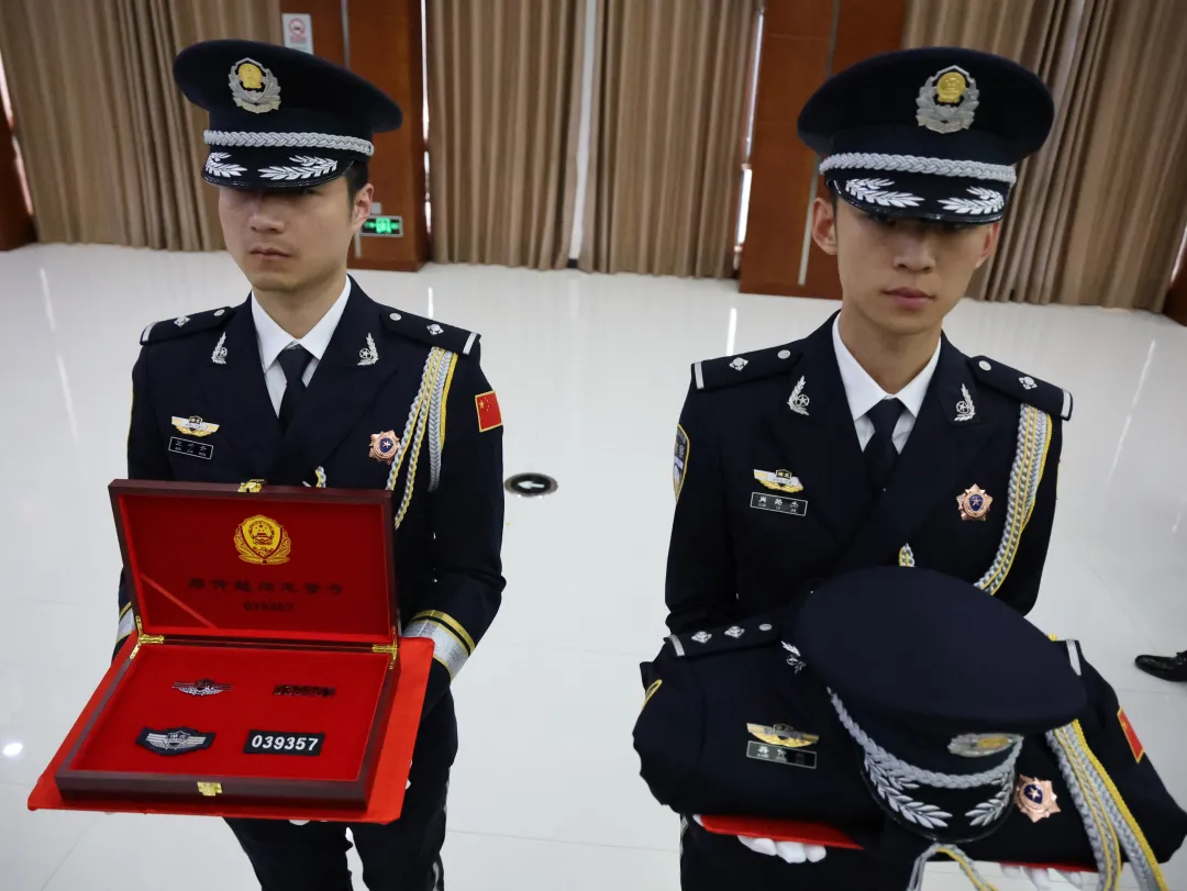 警号“039357”永久封存!他曾以身为盾600米不放手